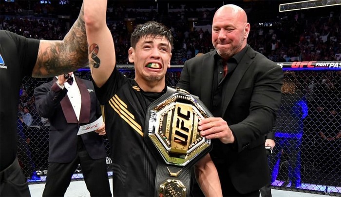 La reazione di Dan White alla vittoria di Brandon Moreno su Daveson Figueredo