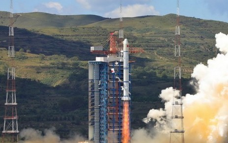 中国が宇宙計画を開発-3つの秘密衛星が打ち上げられた