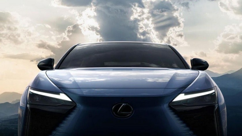 A Lexus apresentará o novo crossover elétrico Lexus RZ 450e em 21 de abril de 2022