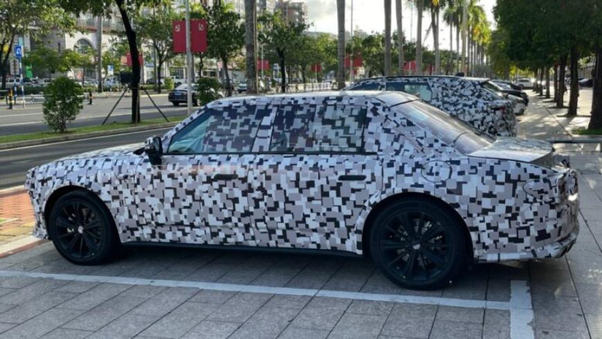 GreatWall teste une berline hybride en Chine