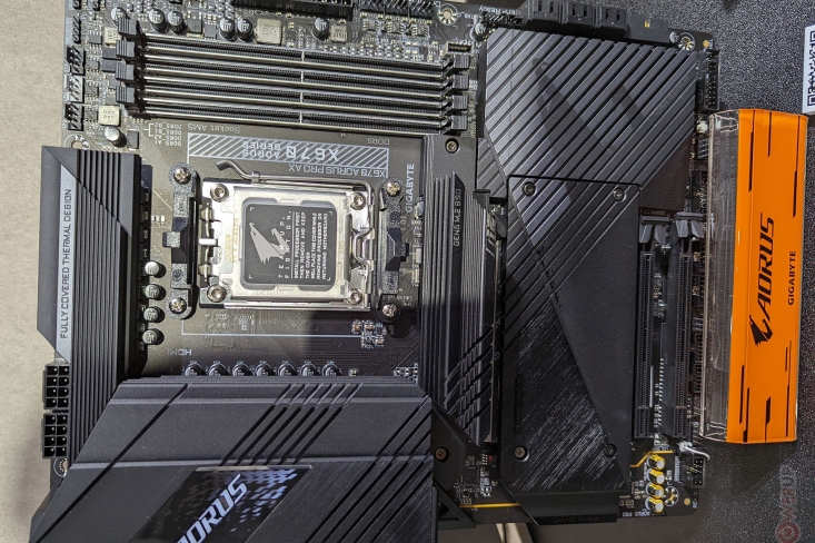 Gigabyte dévoile les cartes Aorus Xtreme, Aorus Master, Aorus Pro AX et Aero D pour les processeurs Ryzen 7000