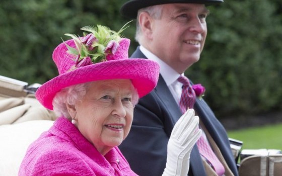 Königliches Gerücht: Sohn von Elizabeth II könnte seines Titels beraubt werden