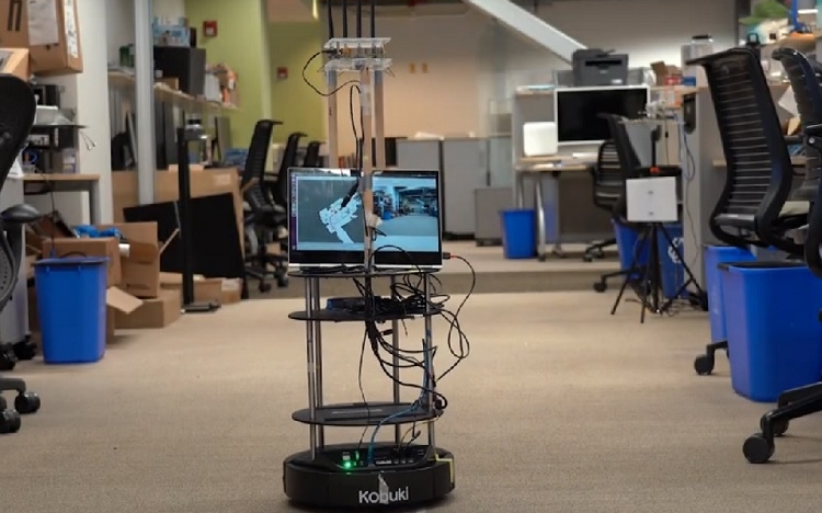 Gli scienziati hanno insegnato ai robot a navigare all'interno utilizzando punti di accesso Wi-Fi