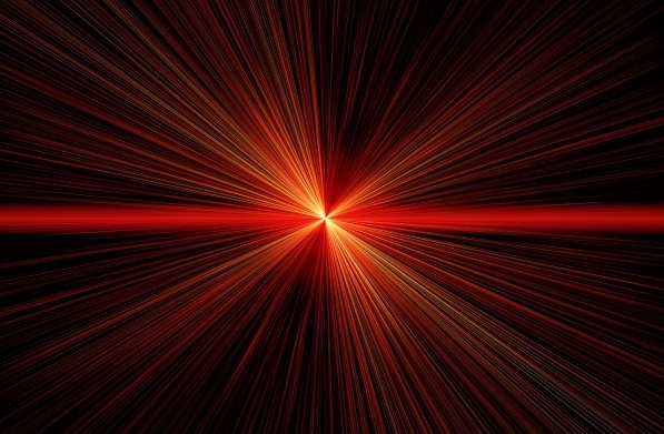 Lo specchio diamantato resistette al raggio di un laser da combattimento