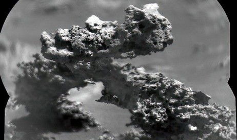 Curiosity hat auf dem Mars einen seltsamen Steinbogen entdeckt