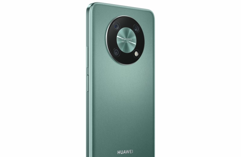 HUAWEI nova Y90 ha ricevuto un display frameless e una potente batteria da 5000 mAh