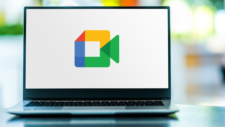 Google Meet per insegnanti ha imparato a tradurre automaticamente le lezioni in testo