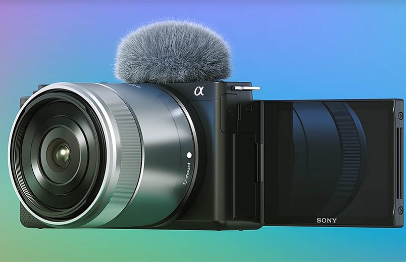 ソニーは、多層センサーを搭載した新しいAPS-Cカメラを発表します
