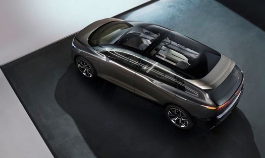 Audi stellte das Konzept eines riesigen elektrischen Minivans Urbansphere vor