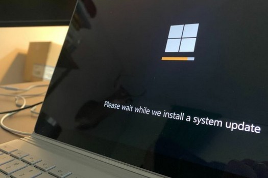 Microsoft：Windowsを適切に更新するには、デバイスが少なくとも8時間オンラインである必要があります