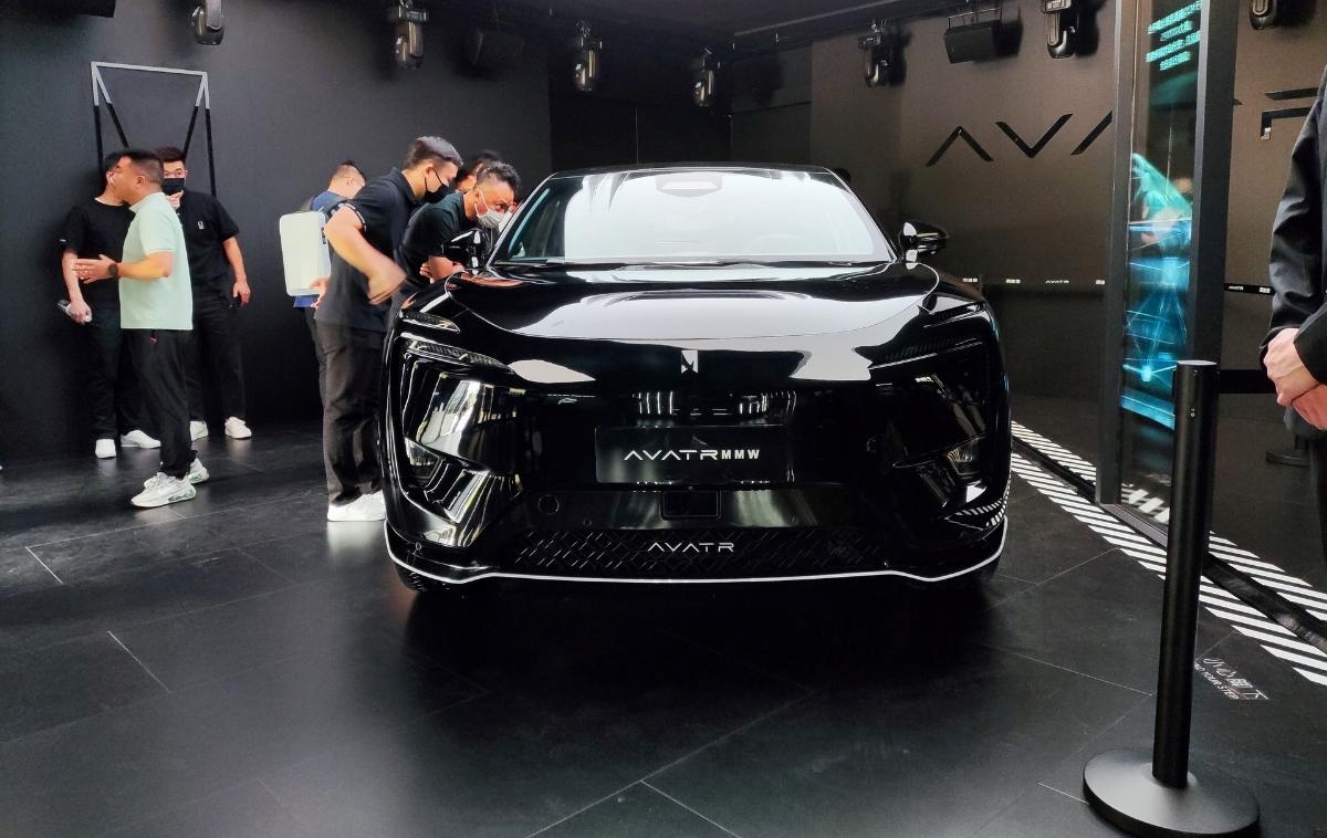 Das chinesische Elektroauto Avatr 011 MMW erhielt eine schwarze Sonderversion