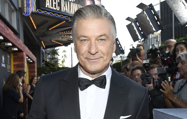 Alec Baldwin ammette di aver già perso cinque contratti a causa di un incidente sul set di Rust