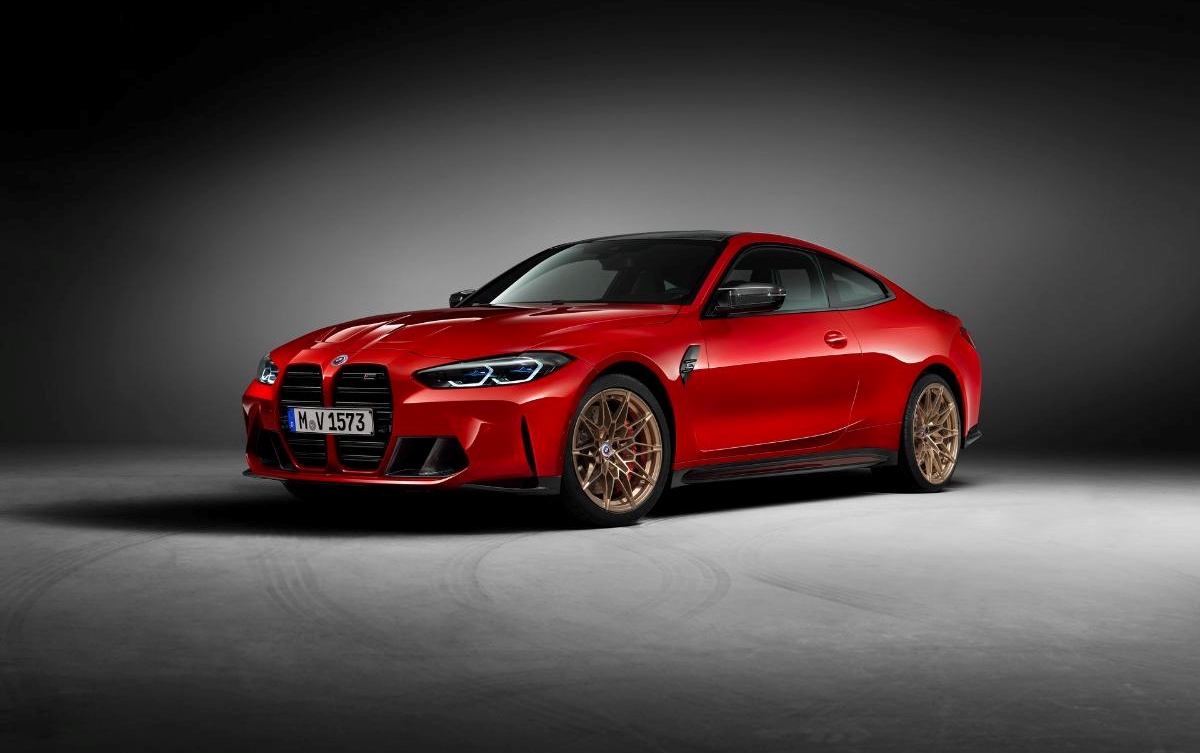 BMWはBMW M3およびM4のアニバーサリーバージョンを発表しました