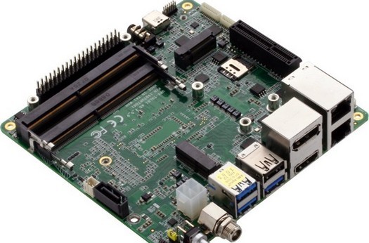 Intel TigerLakeプロセッサを搭載したUPXtremei11シングルボードコンピュータ