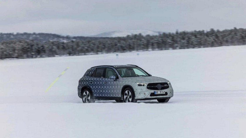 Mercedes-Benz apresentará crossover GLC 2023 em 1º de junho