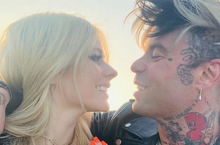 Avril Lavigne si sposa per la terza volta