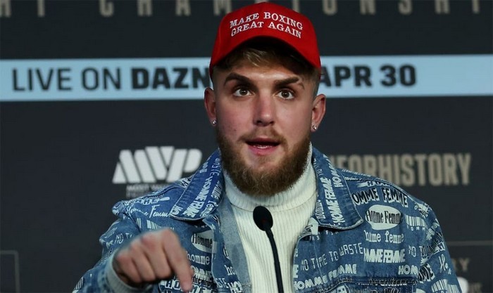 Il blogger Jake Paul ha offerto un accordo al presidente dell'UFC
