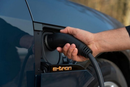 Audi ha ampliato la gamma dei veicoli elettrici con l'aggiornamento del software