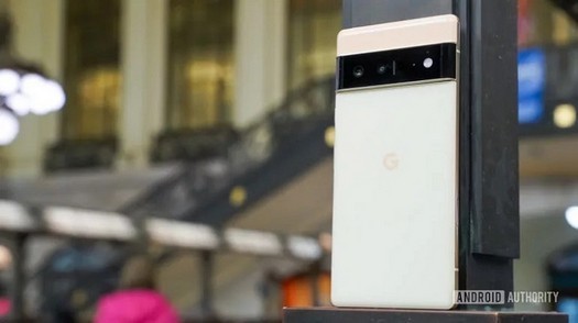 Die verbesserte Magic Eraser-Funktion ermöglicht das Entfernen von Objekten aus Fotos auf jedem modernen Android-Smartphone