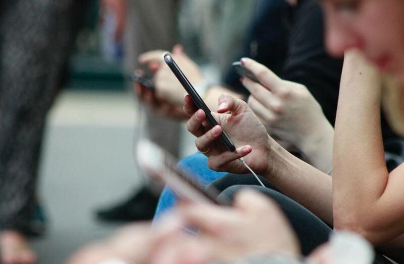 スターリンク衛星がスマートフォンに直接接続されるようになる