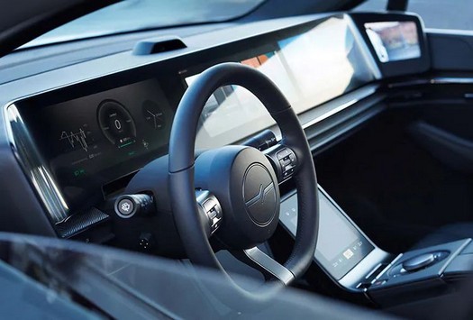 ソニーは、2025年に発売される最初の共同電気自動車についてホンダとの提携を発表しました