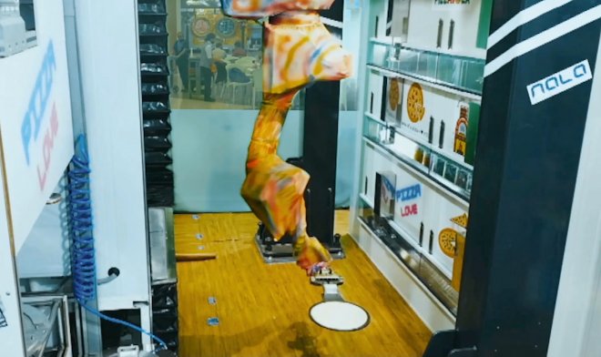 Der Roboterkoch Pizzaiola ersetzt das Personal einer kleinen Pizzeria