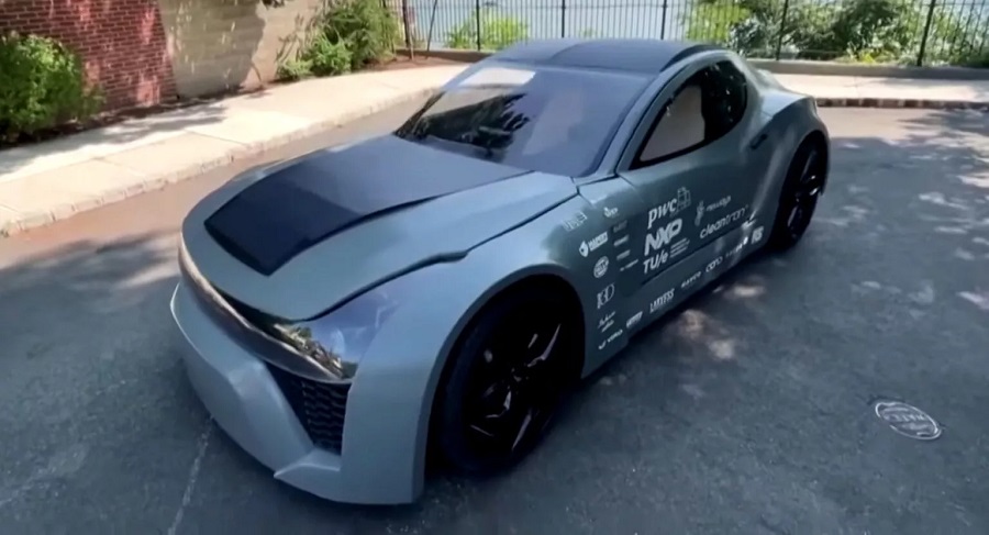 Gli studenti olandesi creano concept car che assorbe CO2 durante la guida
