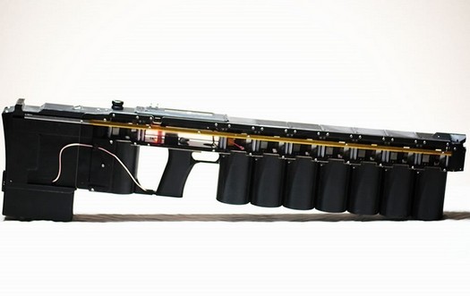 O especialista testou o rifle eletromagnético ArcFlash Labs GR-1 - esta é uma arma séria