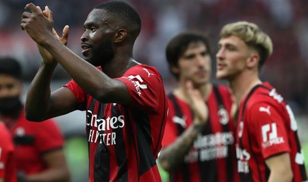 토모리, 밀란과 새 계약으로 연봉 인상