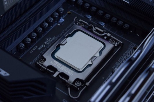 Insider a divulgué une liste de cartes mères économiques pour Intel Alder Lake
