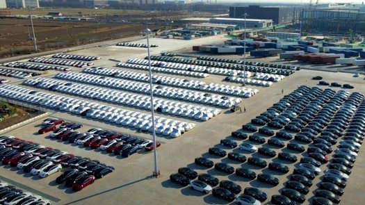 Das chinesische Unternehmen Tesla kann jährlich 600.000 Elektrofahrzeuge produzieren