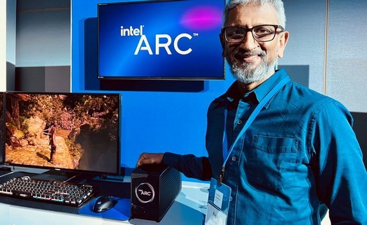 Intel ha mostrato un desktop da gioco compatto Beast Canyon NUC 11 Extreme con scheda grafica Arc Alchemist