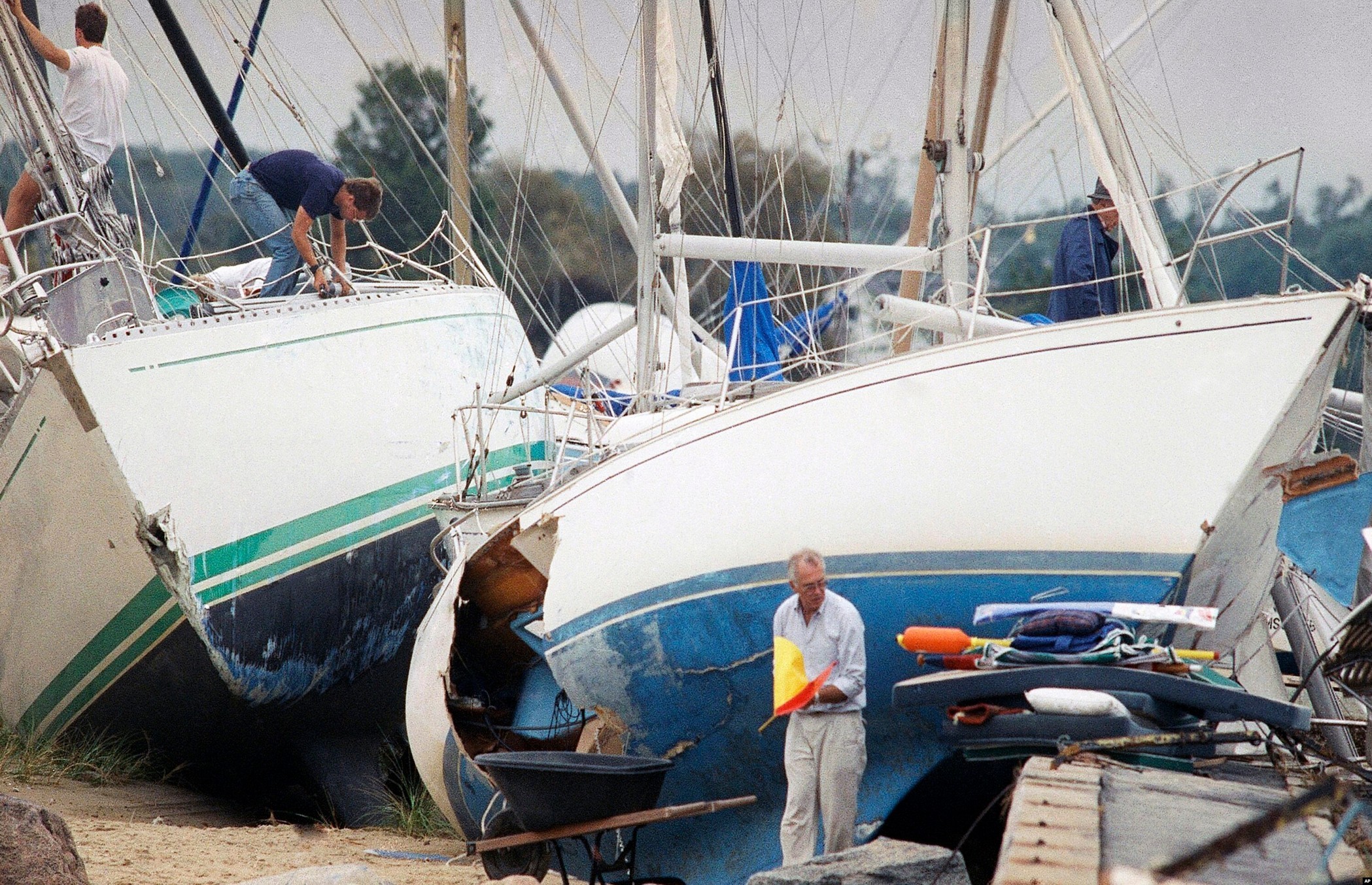 L'uragano Henry minaccia la costa nord-orientale degli Stati Uniti