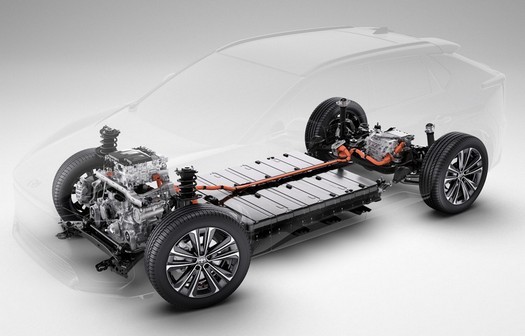 Toyota hat die Spezifikationen seines ersten Elektrofahrzeugs, dem bZ4X, mit bis zu 214,5 PS enthüllt. mit. und ca. 450 km Fahrt