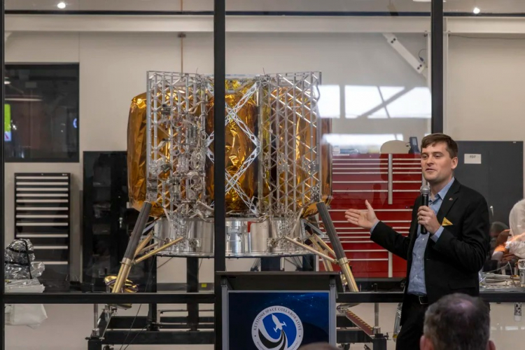 Astrobotic stellt Peregrine Lander vor, der vor Ende 2022 zum Mond fliegen wird