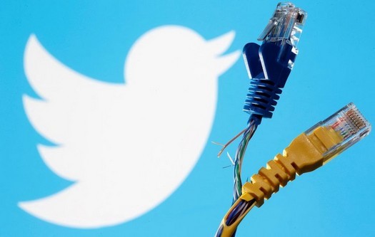 Twitterは、警察にユーザーデータを渡し、法廷で違法なコンテンツを削除するというドイツの要求に異議を唱えました