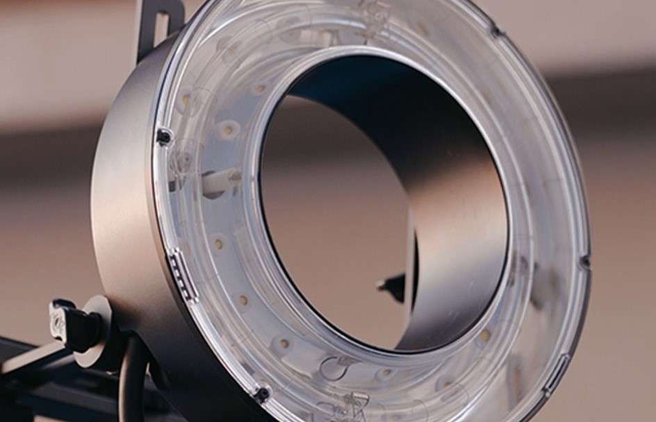 Godox lance le flash annulaire R200