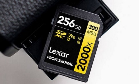 Lexarが世界最速のSDメモリーカードをリリース