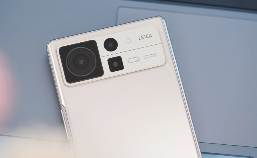 XiaomiがMix Fold 2スマートフォンの中国での予約注文の受付を開始