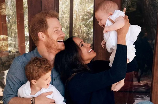 Os filhos do príncipe Harry e Meghan Markle se tornam o príncipe Archie e a princesa Lilibet após a morte da rainha Elizabeth II