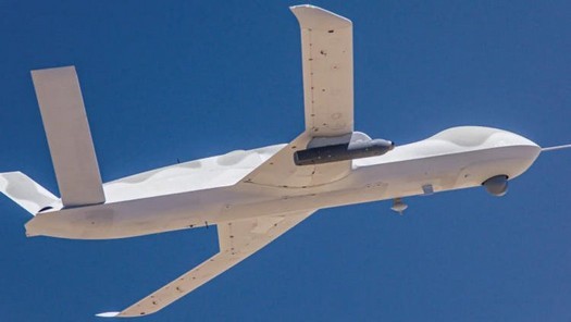 戦闘ドローンアベンジャーが初めて赤外線範囲のターゲットを追跡しました