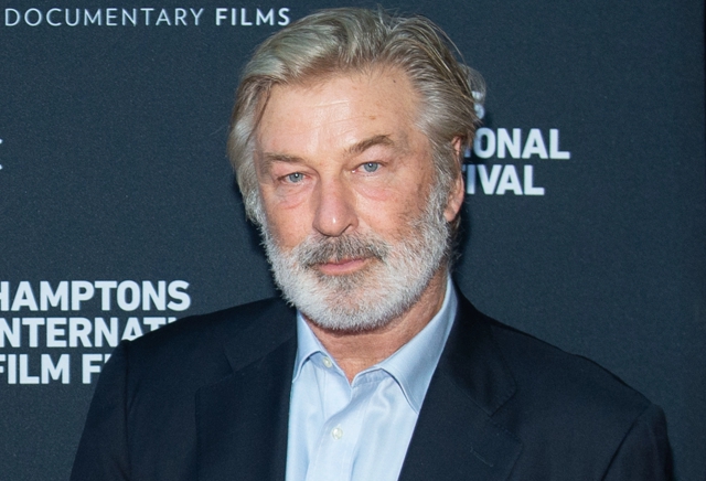 FBI: Alec Baldwin ha premuto il grilletto durante un incidente sul set di Rust