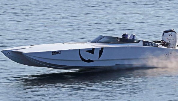 Un record de vitesse pour le transport par voie d'eau à traction électrique est établi - 175 km/h