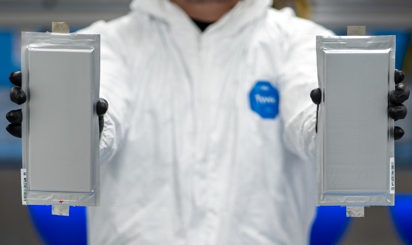 Der neue Solid-State-Akku wird in 3 Minuten aufgeladen und hält 10.000 Zyklen