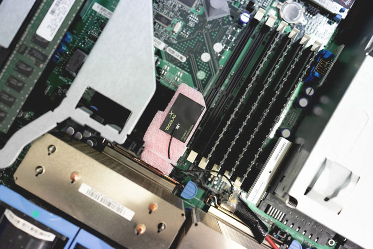 Wissenschaftler haben herausgefunden, wie Computer mithilfe von Funkwellen vor physischem Hacking geschützt werden können