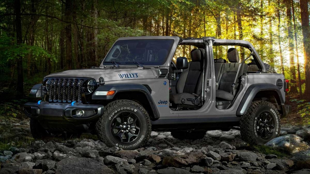 Nel 2023 debutta il SUV ibrido Jeep Wrangler Willys 4xe