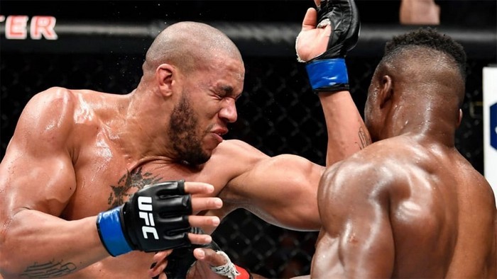 Cyril Ganのチームは、FrancisNgannouとの即時の再戦を探しています