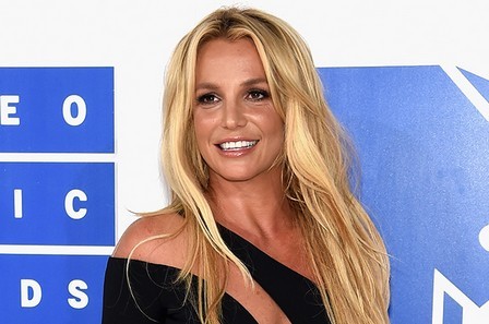 Britney Spears scriverà un libro di memorie sulla sua vita sotto tutela. Il suo compenso sarà di 15 milioni di dollari