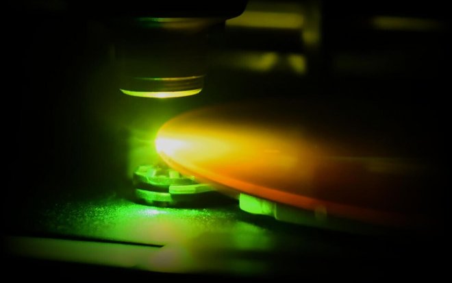 Folio Photonics promete unidade de armazenamento de 100 TB