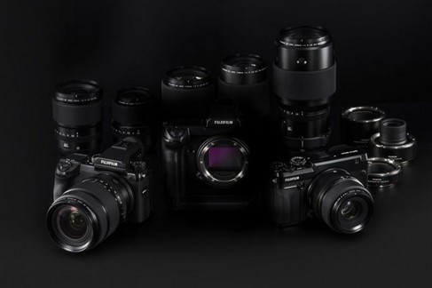 Fujifilm GFX100, GFX100S, X-T4, X-S10, X-Pro3 e X100V ricevono l'aggiornamento software